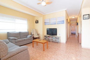 Global Properties, Apartamento en primera linea de playa en Canet